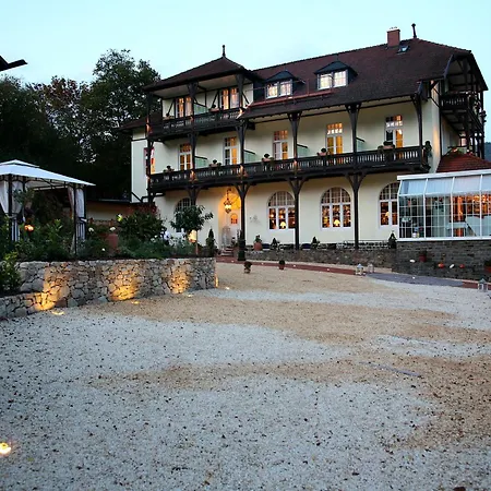 Park Zentral Am Mittelrhein - & Aparthotel 4*
